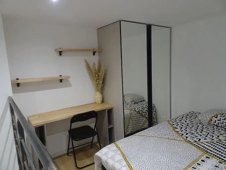 Loft Industriel Marseille Apartment